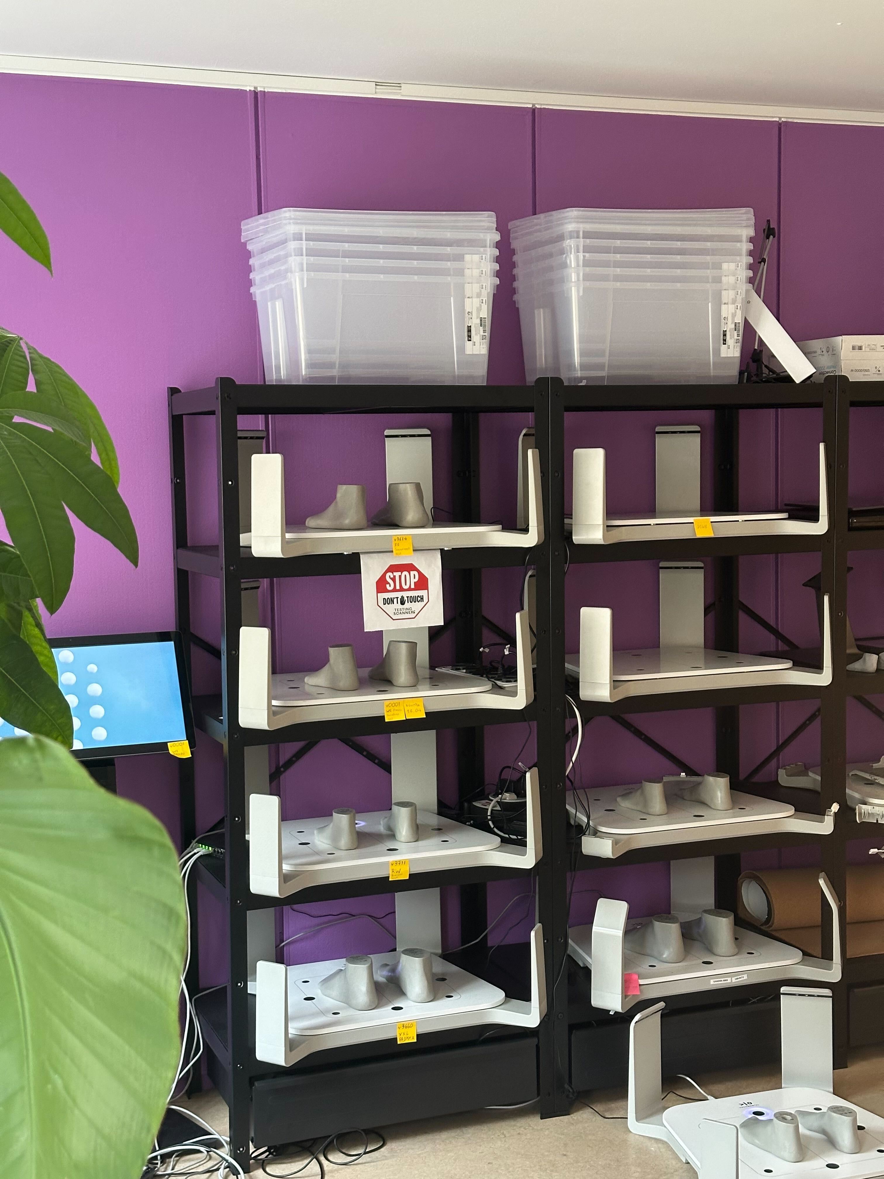 Open Shelves -custom made_132