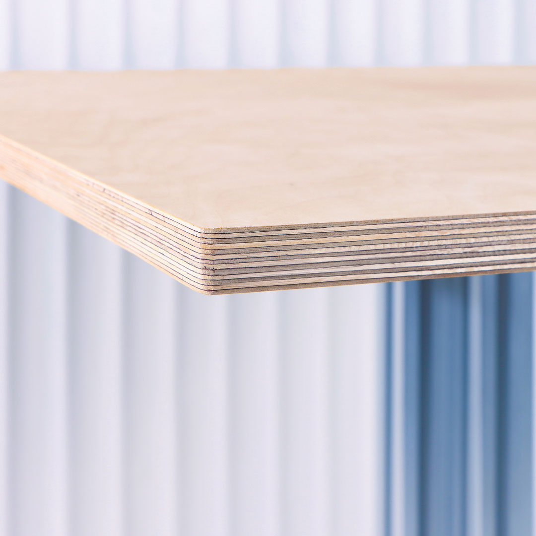 Tetra Table